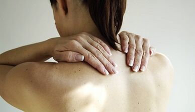 Auto-massage avec ostéochondrose cervicale